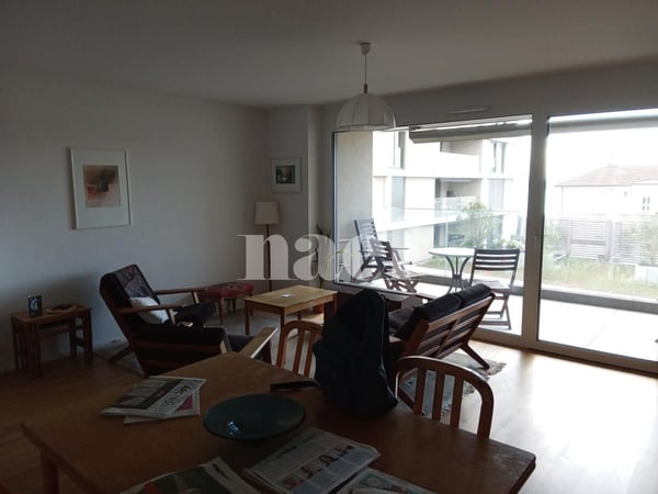 Bel appartement avec encadrement, idéalement situé 3