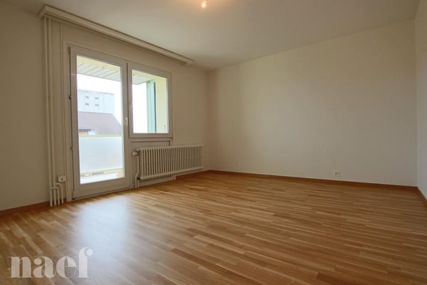 Bel appartement de 3 pièces, proche des commodités. 3