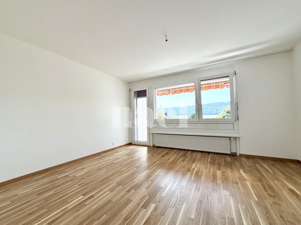 Bel appartement de 4 pièces avec vue dégagée et balcon 3