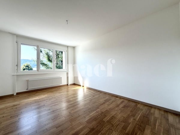 Bel appartement de 4 pièces avec vue dégagée et balcon 5