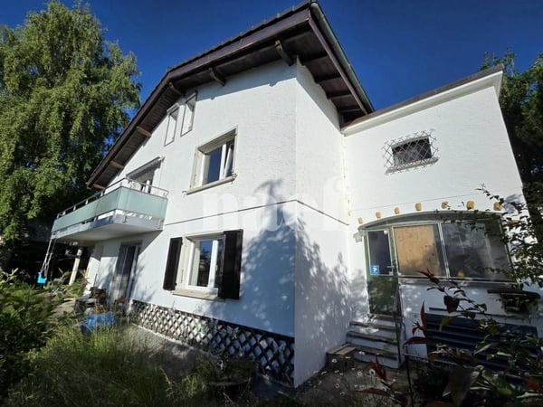 Maison de charme de 3,5 pièces avec terrasse, jardin et vue imprenable  Les Geneveys-sur-Coffrane (Val-de-Ruz)