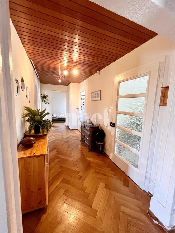 Grand appartement 4.5 pièces idéalement situé 1