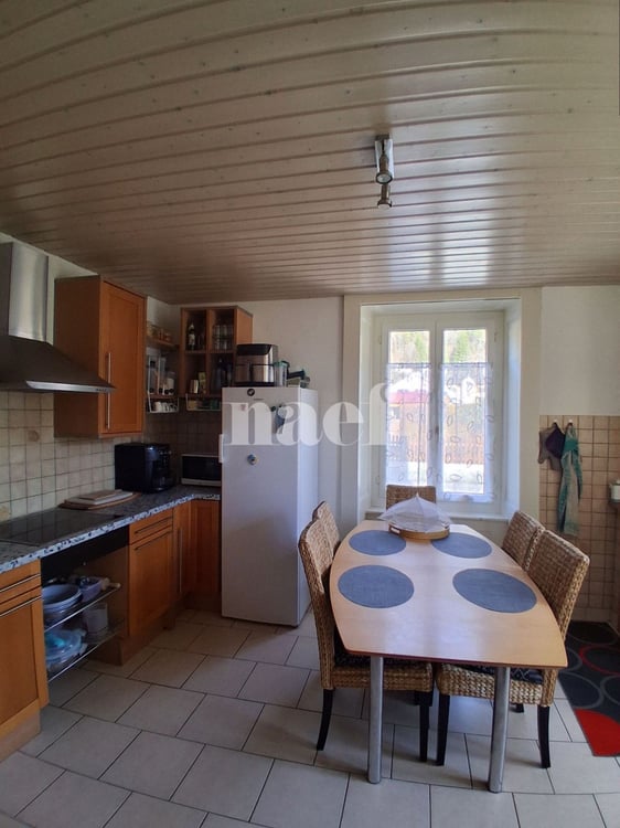 A Noiraigue, proche de la nature, appartement de 3.5 pièce 2