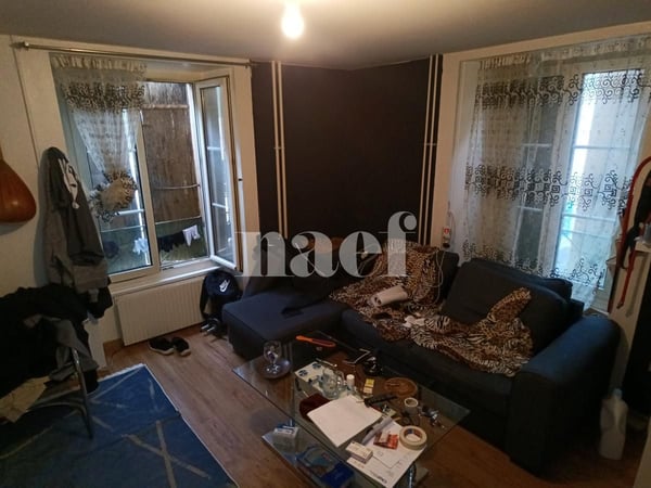 Appartement situé au centre ville, dans la zone piétonne. 4