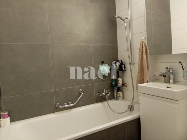 Bel appartement situé dans le haut de la ville 4