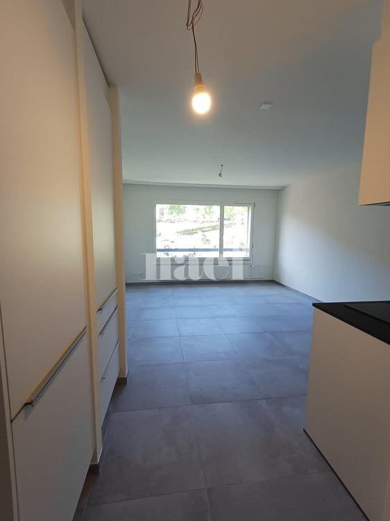 Studio rénové idéalement situé 4
