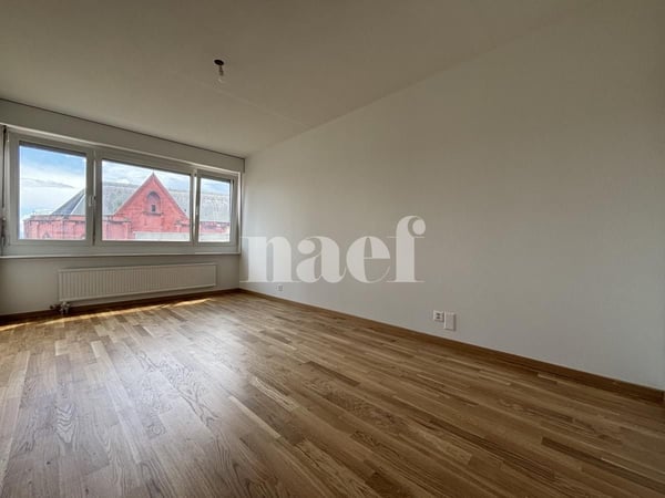 Appartement de 2 pièces idéalement situé à proximité du centre-ville de Neuchâtel 3