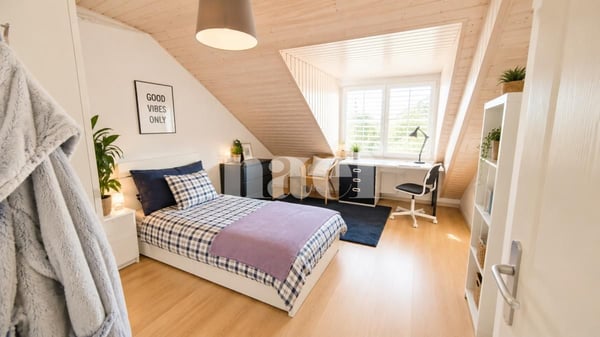 Beau duplex de 7 pièces d'env. 210m2 au 2ème étage avec balcon 4