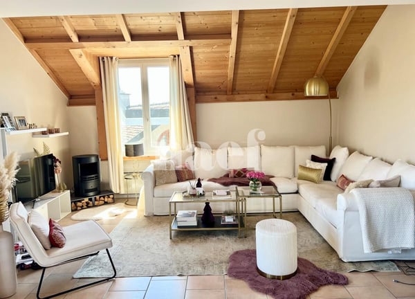 Bel appartement de 3,5 pièces au 2ème étage avec balcon 3