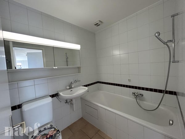 Bel appartement de 3,5 pièces au 2ème étage avec balcon 8