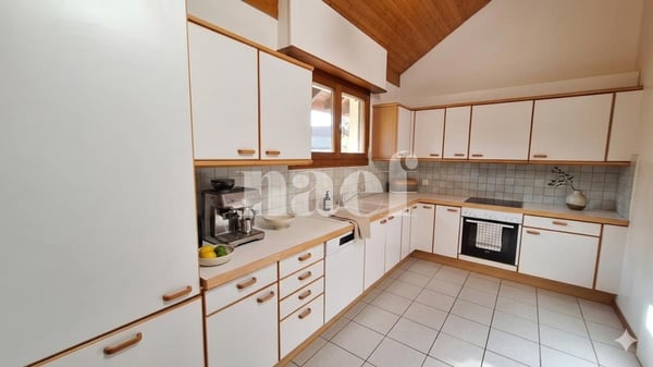Jolie villa jumelle de 5 pièces avec terrasse et grand jardin clôturé