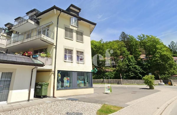 Bel appartement de 3 pièces au 2ème étage avec grand balcon 9