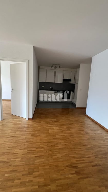 Bel appartement de 3 pièces au 2ème étage avec grand balcon 4