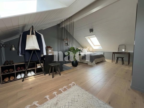 Spacieux duplex de 4.5 pièces d'environ 148 m² à Founex  Vue dégagée sur le lac et les montagnes 12
