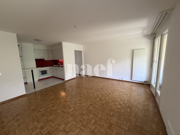 Appartement de 2.5 pièces au 1er étage avec terrasse et jardin 4