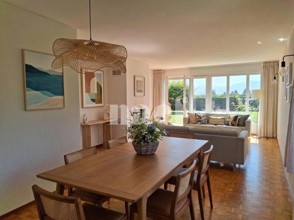 Maison individuelle de 4.5 pièces avec cheminée et jardin 4