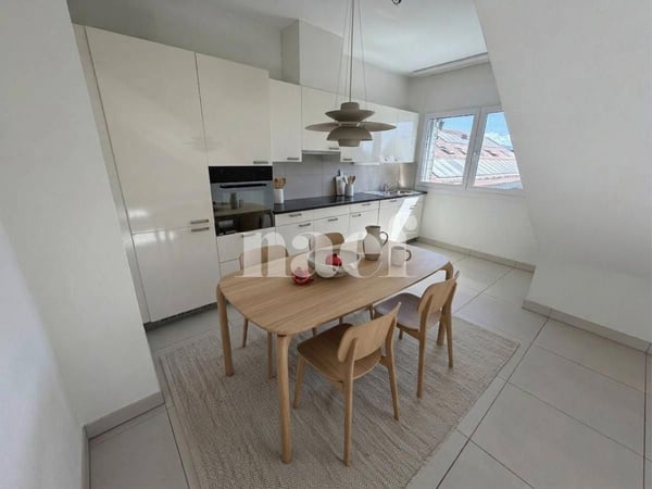 Au centre de Founex - bel appartement de 3 pièces d'env. 82m2 dans les combles 2