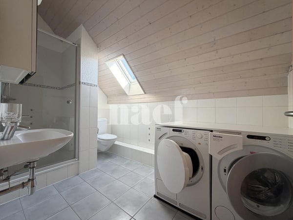 Duplex de 4.5 pièces Cadre paisible à deux pas du lac Bail à durée déterminée (1 an) 4