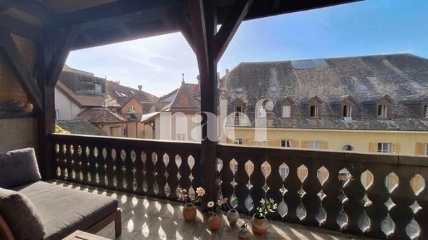 Appartement de 3 pièces au 3ème étage d'env. 96m2 avec balcon 2