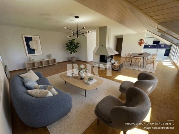 Au centre du village- Bel appartement de 5.5 pièces dans les combles avec cheminée et grand balcon 3