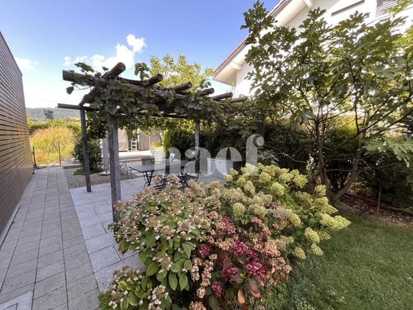 Bel appartement en triplex de 6.5 pièces avec terrasse et jardin 13
