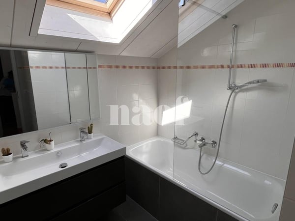 Bel appartement en triplex de 6.5 pièces avec terrasse et jardin 11