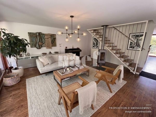 Bel appartement en triplex de 6.5 pièces avec terrasse et jardin 4
