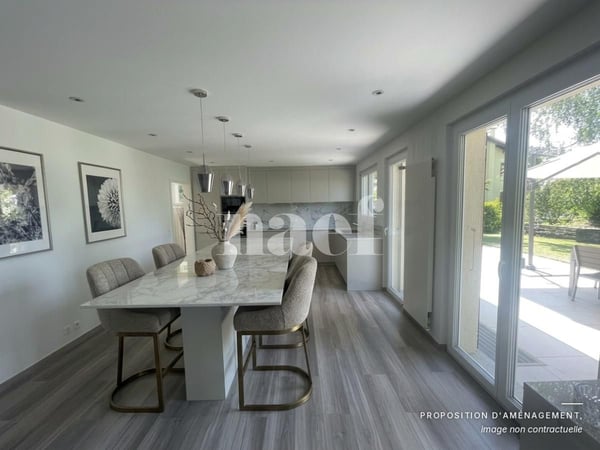Belle villa individuelle entièrement rénovée de 5.5 pièces avec grand jardin 3