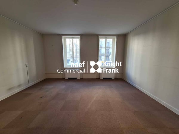 Chantepoulet - Bureau au 2eme étage de 220 m² quartier dynamique 3