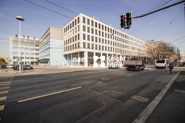À LOUER  Quartet - 350 m² - Ateliers/bureaux 3