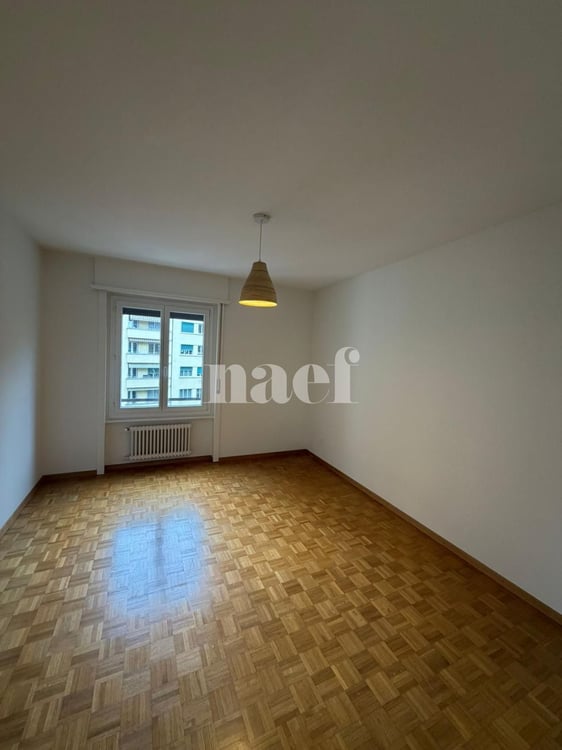 Appartement de 5.5 pièces sous-gare 6