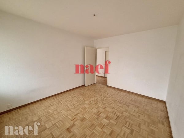 Bel appartement de 2.5 pièces au 3ème étage 8