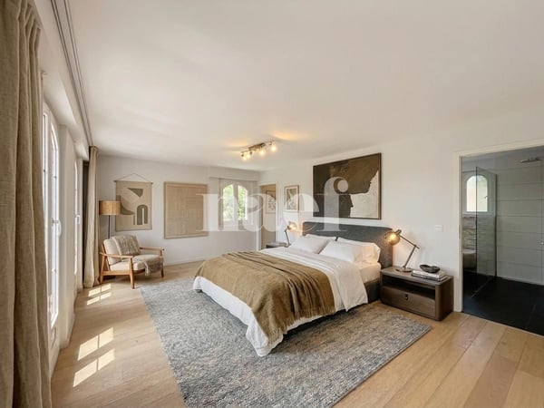 Magnifique villa familiale avec jardin, terrasses et garage double 5