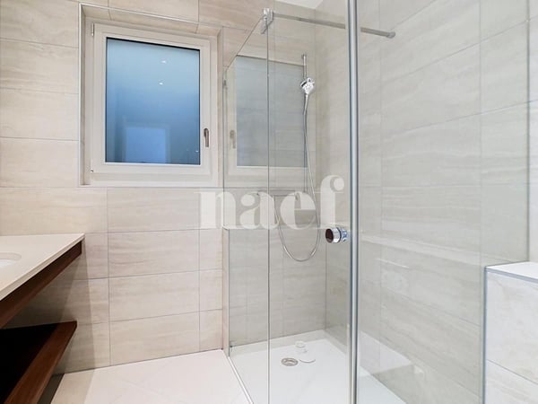 Villa de 7.5 pièces avec vue imprenable sur le lac 12