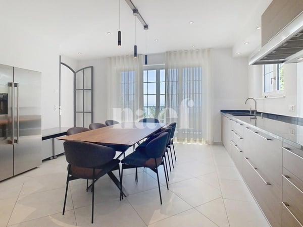 Villa de 7.5 pièces avec vue imprenable sur le lac 3