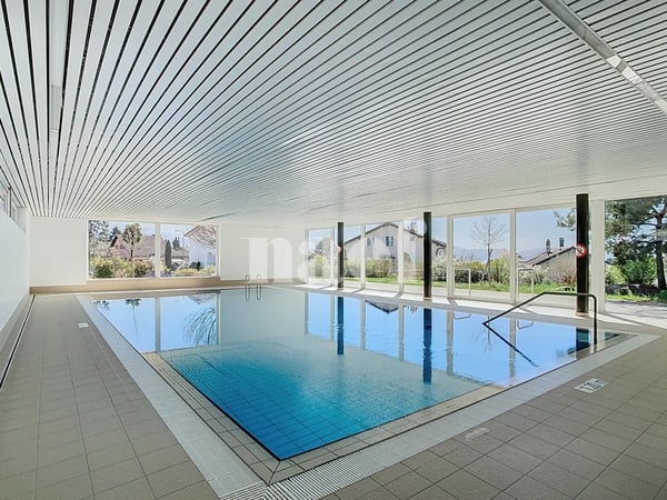 Spacieux logement dans résidence avec piscine 2