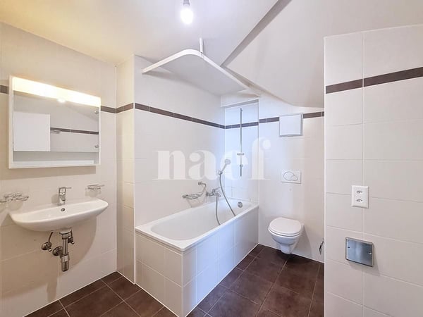 Appartement charmant de 2.5 pces aux combles 6