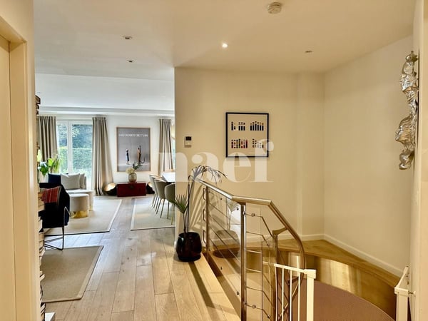 Beau duplex en souplex de 1 pièces avec terrasses et jardin privatif 1