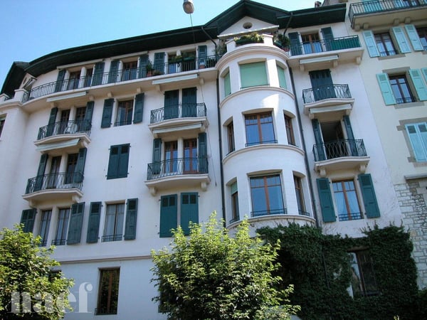 Appartement de 6 pièces au 2ème étage à Champel 18