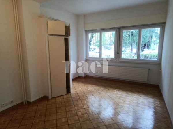 Appartement 2 pièces au rez-de-chaussée 5