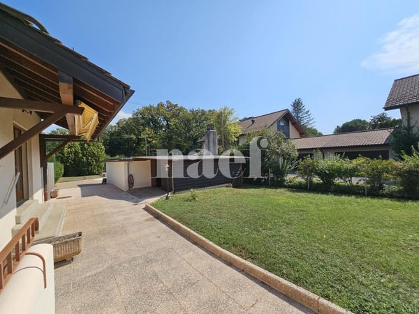 Charmante maison jumelle de 4.5 pièces à Aïre avec jardin et terrasse 8