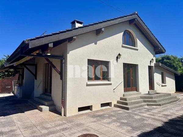 Charmante maison jumelle de 4.5 pièces à Aïre avec jardin et terrasse 6