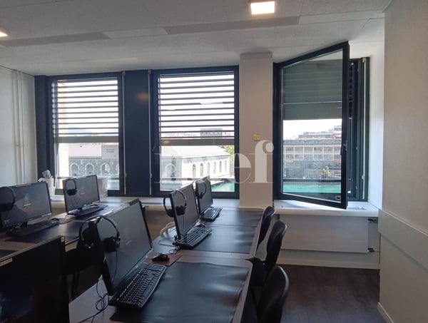 Bureaux de 360 m2 environ 5