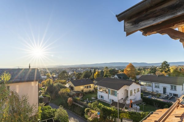 COUP DE COEUR ! EMPLACEMENT PARFAIT EN VILLE ! 2