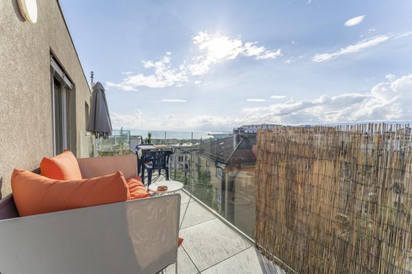 RARE ! ATTIQUE À DEUX PAS DU CENTRE-VILLE ! 3