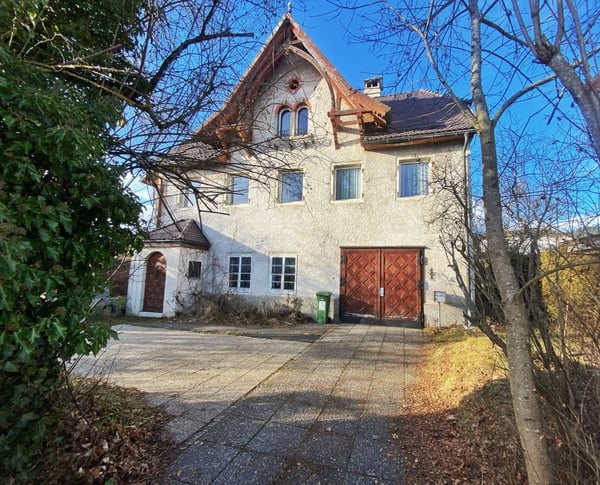 BEAUX VOLUMES ET ACCÈS PRATIQUES 1