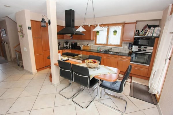 Superbe villa individuelle dans un cadre verdoyant. 3