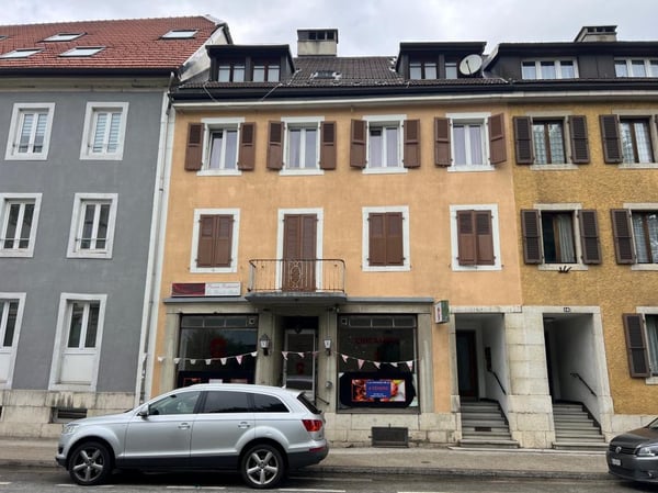 Immeuble de rendement au centre ville 8.3 % NET 1