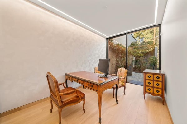 Superbe maison de ville avec jardin et piscine au coeur de Chailly 12