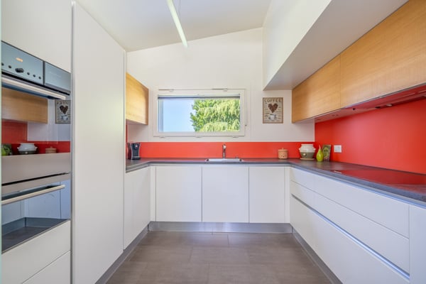 EN EXCLUSIVITÉ: Élégante propriété avec cachet aux portes de Lausanne 7